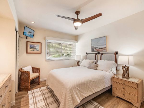 Oceanfront Lahaina Vacation Condo Four Bedroom