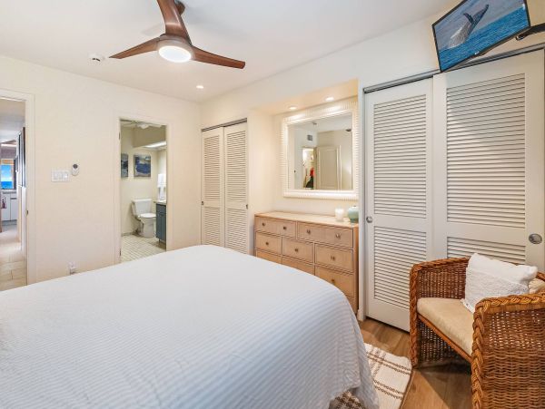 Oceanfront Lahaina Vacation Condo Four Bedroom