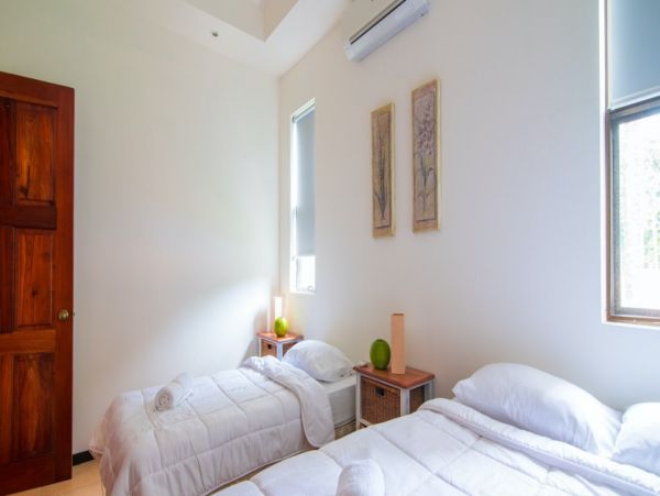 Lovely 4 Bedroom Home in Playa Hermosa, Puntarenas