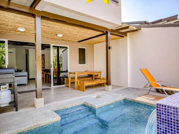 Jaco 4 Bedroom Villa with Private Pool