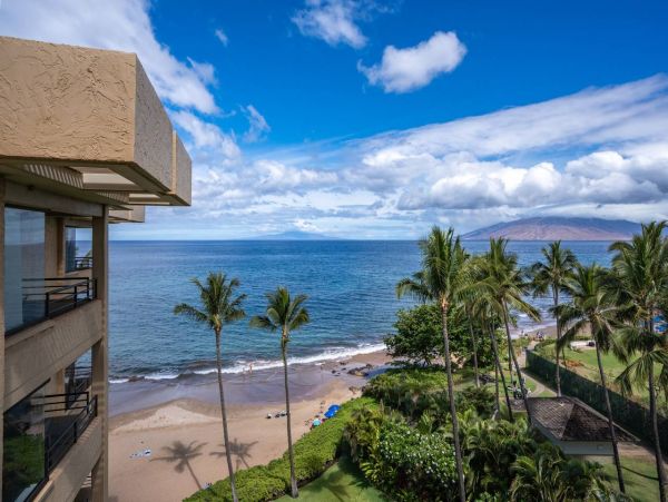 Amazing Condo with Beautiful Views Sleeps 2 Guests