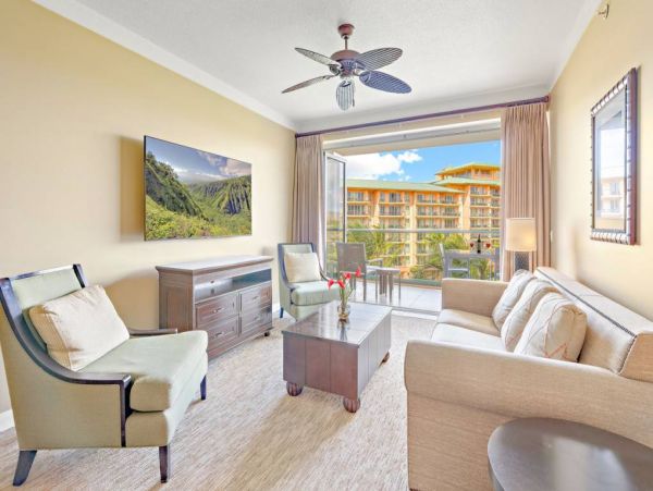 Partial Ocean View Condo with 2 Bedrooms
