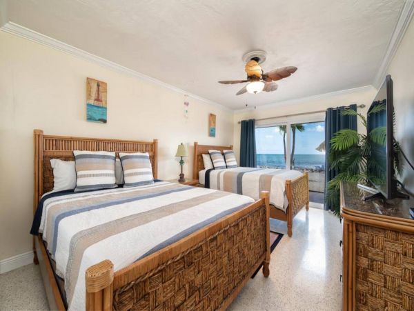 Marathon Vacation Home Three Bedroom Water Views