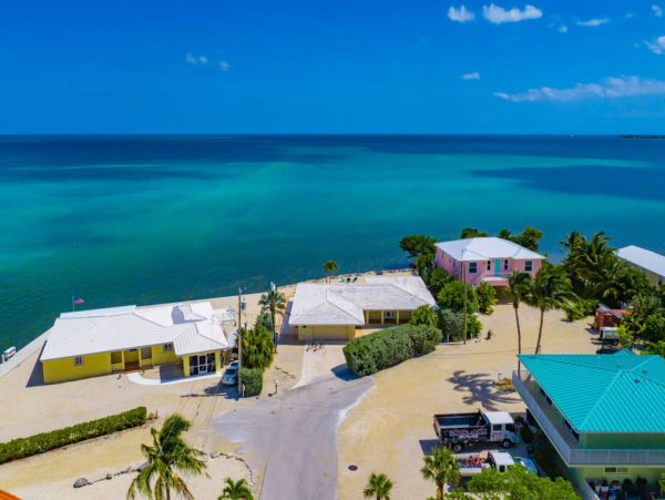 Marathon Vacation Home Three Bedroom Water Views