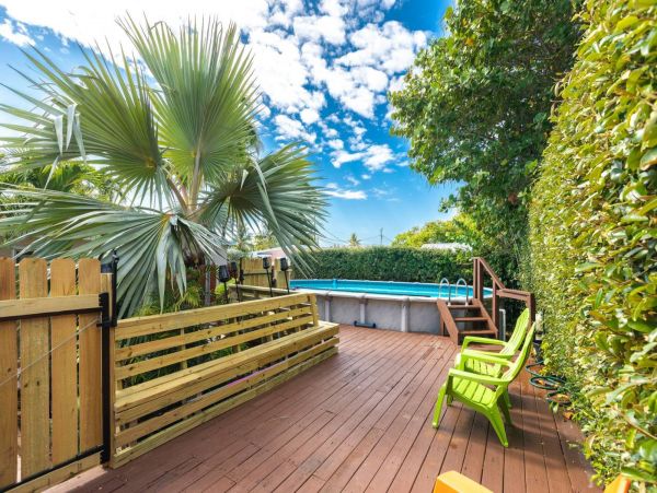 Charming 3 Bedroom Home with Private Pool