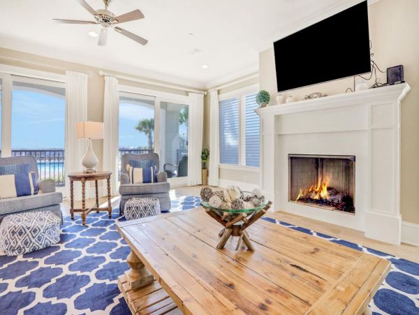 Beautiful 5 Bedroom Penthouse in Miramar Beach