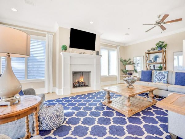 Beautiful 5 Bedroom Penthouse in Miramar Beach