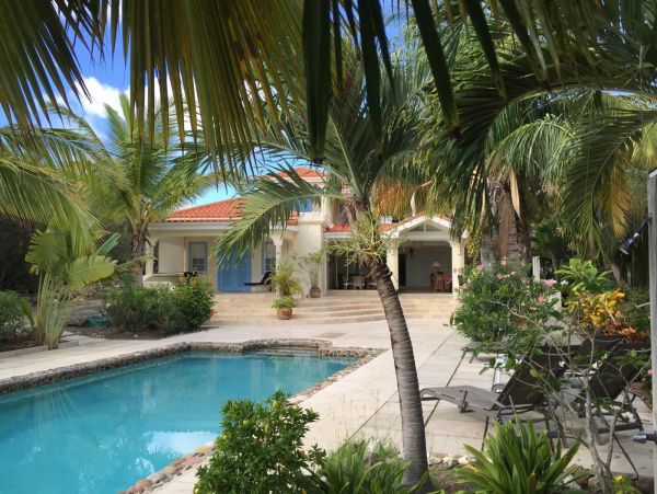 Turtle Bay Vacation Home Six Bedroom Bay Views
