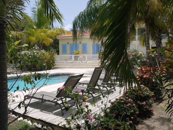 Turtle Bay Vacation Home Six Bedroom Bay Views