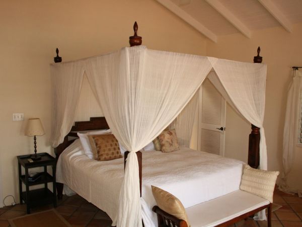 Lovely 6 Bedroom Villa in Antigua Sleeps 12