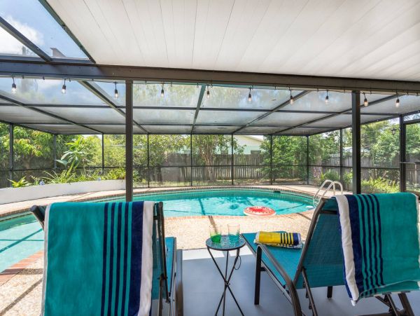 Beautiful South Venice Vacation Home with Caged Pool