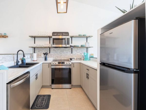 Manasota Key Modern 2 Bedroom Vacation Duplex