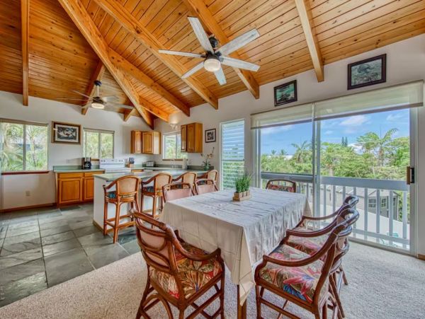 Charming Vacation Pool Home in Kailua-Kona Steps from Beach