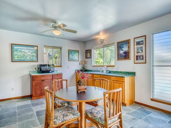Charming Vacation Pool Home in Kailua-Kona Steps from Beach