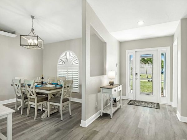 Water Front 3 Bedroom Home in Cape Coral