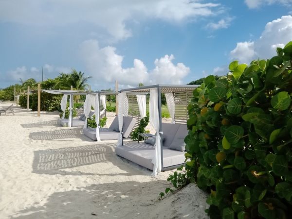 Gorgeous 4 Bedroom Villa with Amazing Views