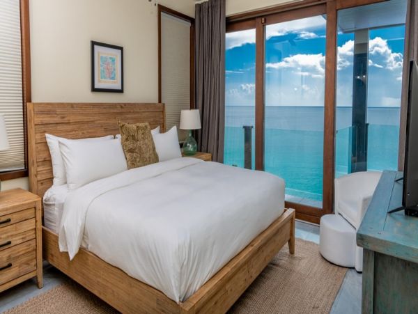 Gorgeous 4 Bedroom Villa with Amazing Views