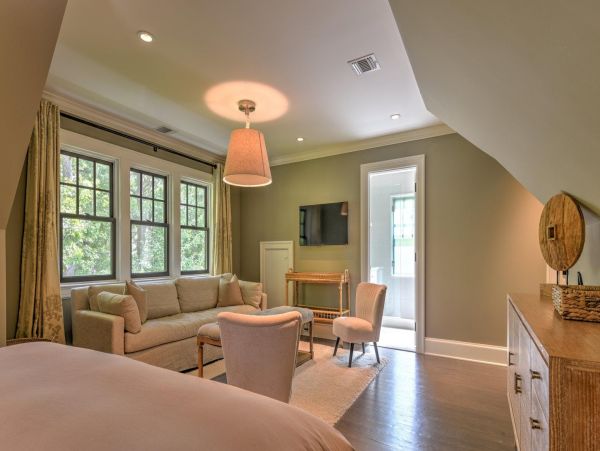 Luxury Hampton Vacation Pool Home Seven Bedrooms Sleeps 10