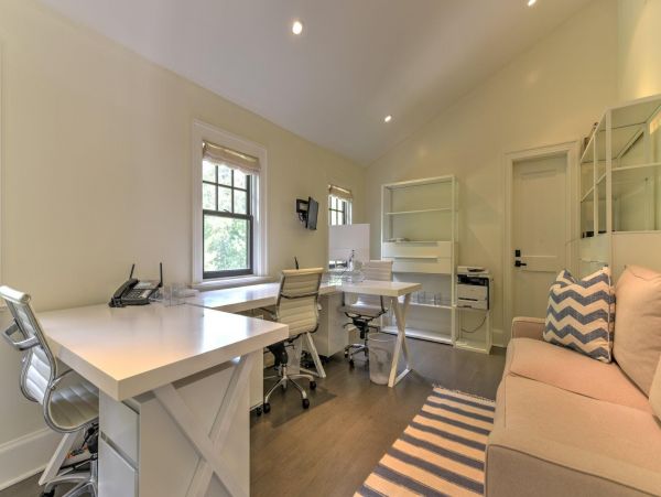 Luxury Hampton Vacation Pool Home Seven Bedrooms Sleeps 10