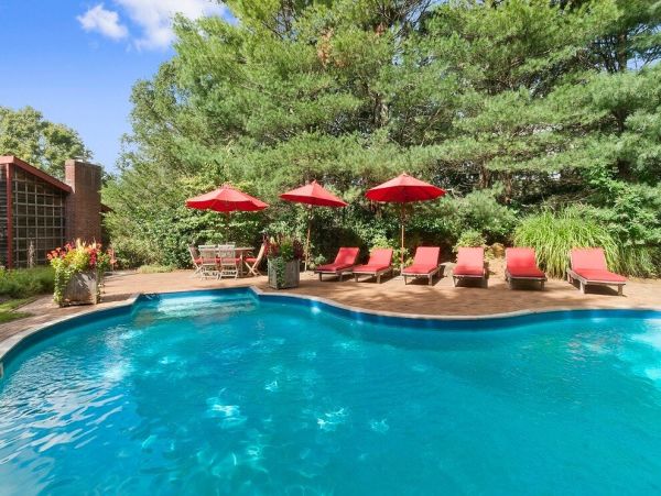 Three Bedroom Luxury Rental Home in The Hamptons