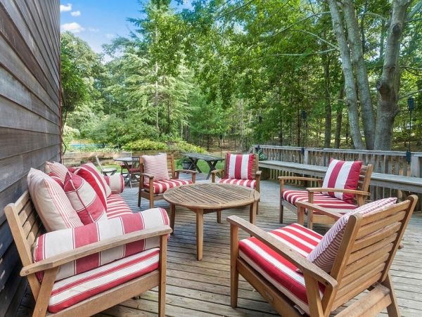 Three Bedroom Luxury Rental Home in The Hamptons