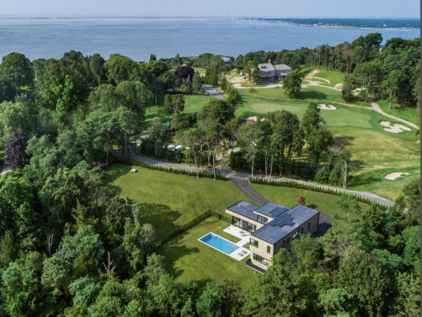 Luxury Hamptons Residence 1000ft to Beach