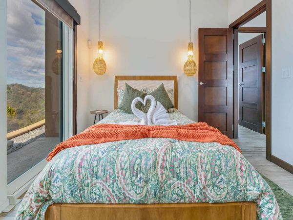 Playa Potrero Vacation Home plus Guest House Five Bedrooms