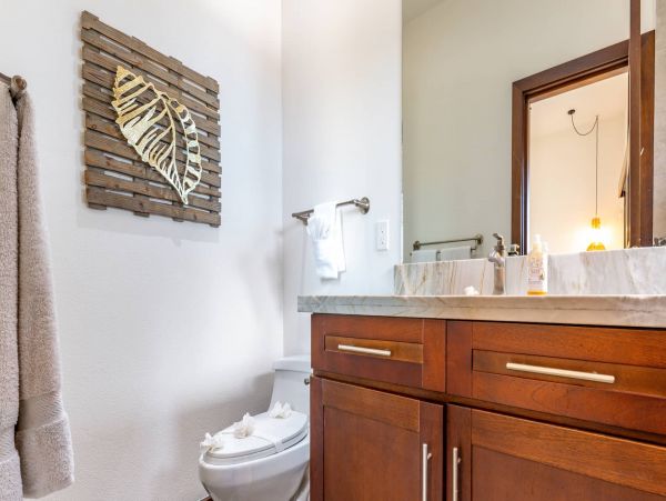 Playa Potrero Vacation Home plus Guest House Five Bedrooms