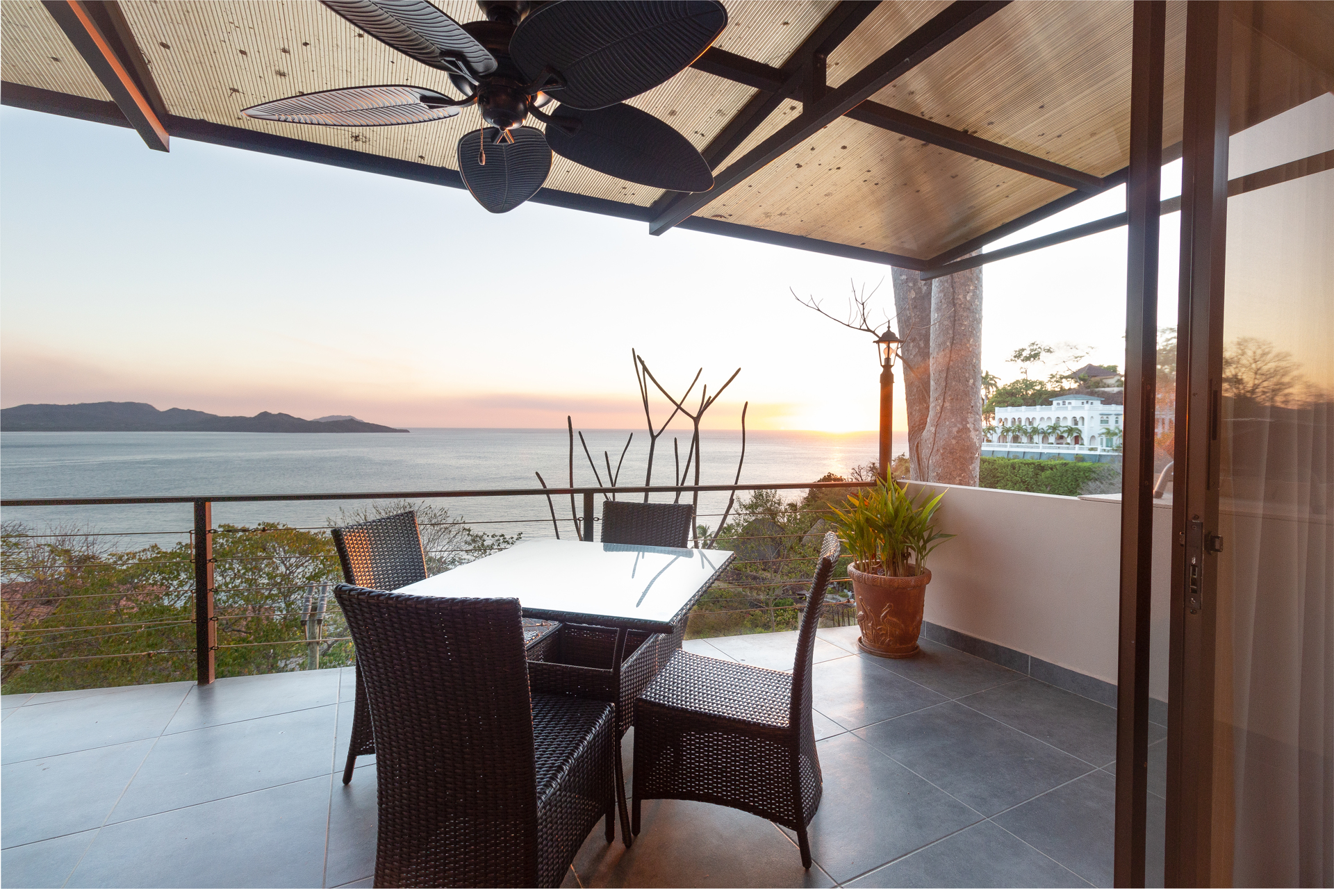 Playa Flamingo Vacation Studio Ocean Views