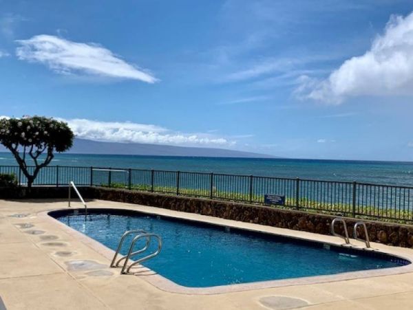 Ocean Views Kahana Vacation Condo One Bedroom