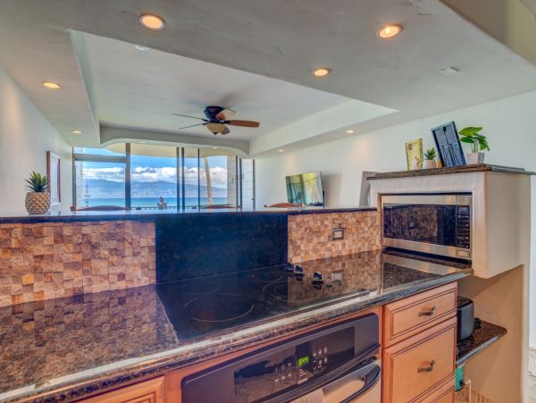 Ocean Views Kahana Vacation Condo One Bedroom