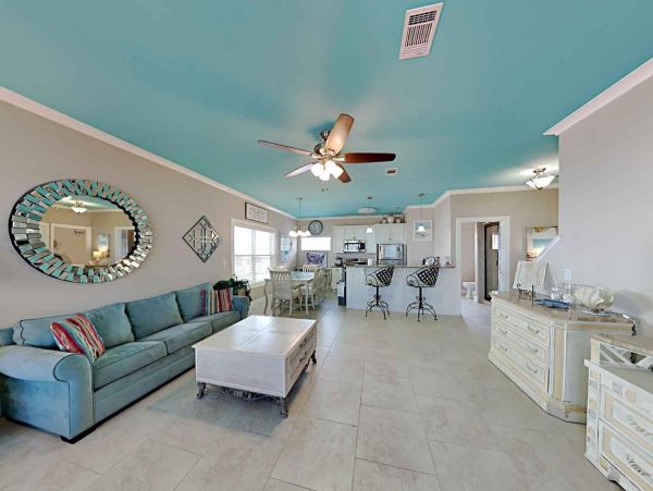 Lovely 4 Bedroom Home in Miramar Beach