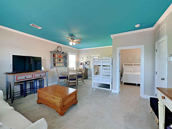Lovely 4 Bedroom Home in Miramar Beach