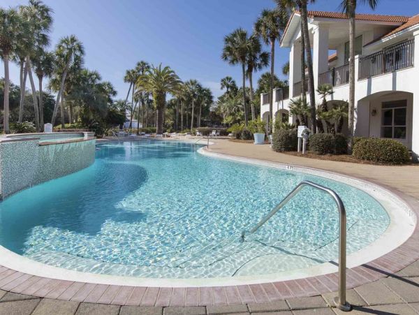 Destin Three Bedroom Walk to Beach Vacation Home