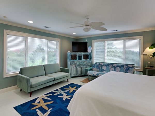 Destin Three Bedroom Walk to Beach Vacation Home