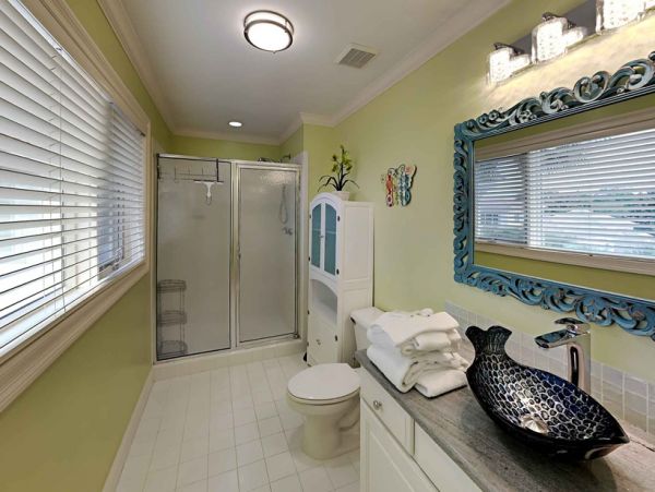 Destin Three Bedroom Walk to Beach Vacation Home