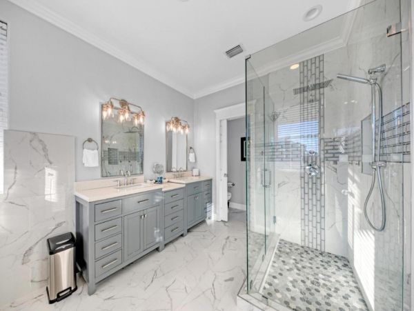 Gorgeous Home with 4 Bedrooms & Private Pool