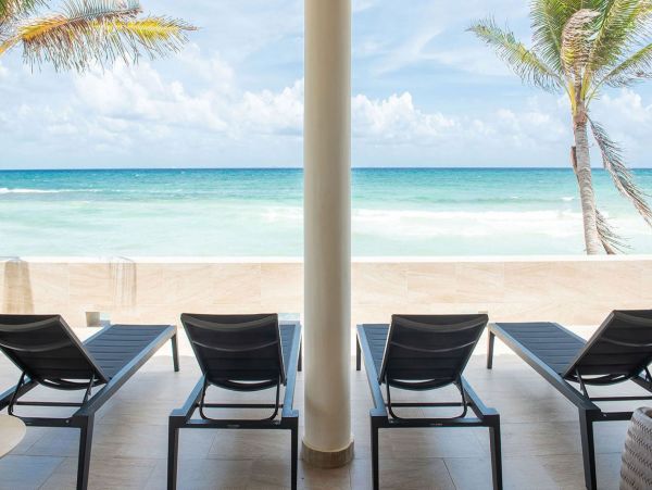 Oceanfront Luxury Vacation Villa in Playa del Carmen 8 Guests