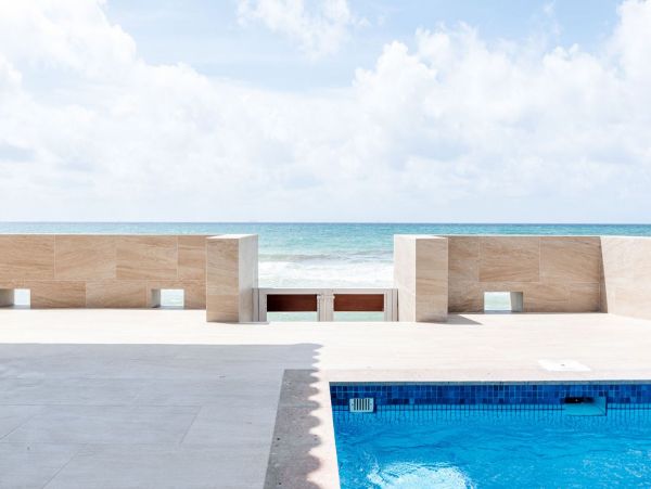 Oceanfront Luxury Vacation Villa in Playa del Carmen 8 Guests