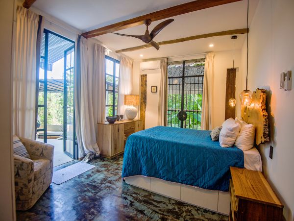 Gorgeous 4 Bedroom Villa in Barrio El Invu