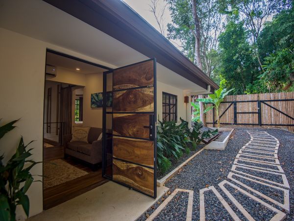 Gorgeous 4 Bedroom Villa in Barrio El Invu