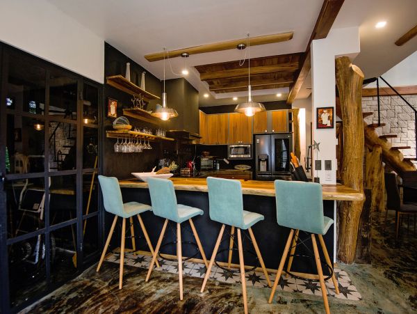 Gorgeous 4 Bedroom Villa in Barrio El Invu