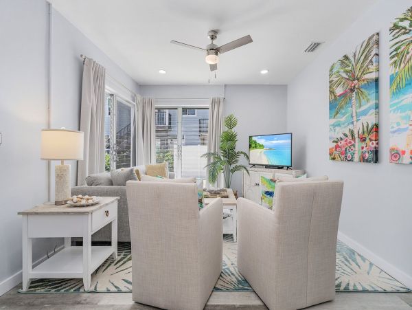 Fort Myers Beach Vacation Rental Renovated Florida Gulf Coast Villas with Pool