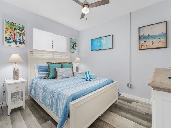 Fort Myers Beach Vacation Rental Renovated Florida Gulf Coast Villas with Pool