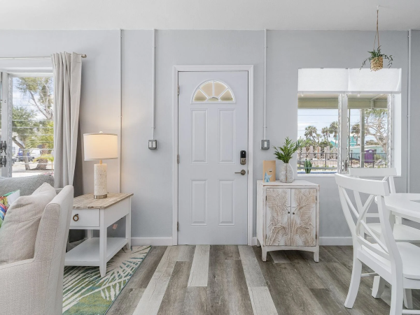 Two Bedroom Coastal Retreat in Fort Myers Beach