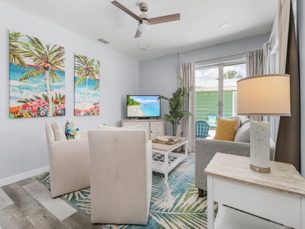Two Bedroom Coastal Retreat in Fort Myers Beach