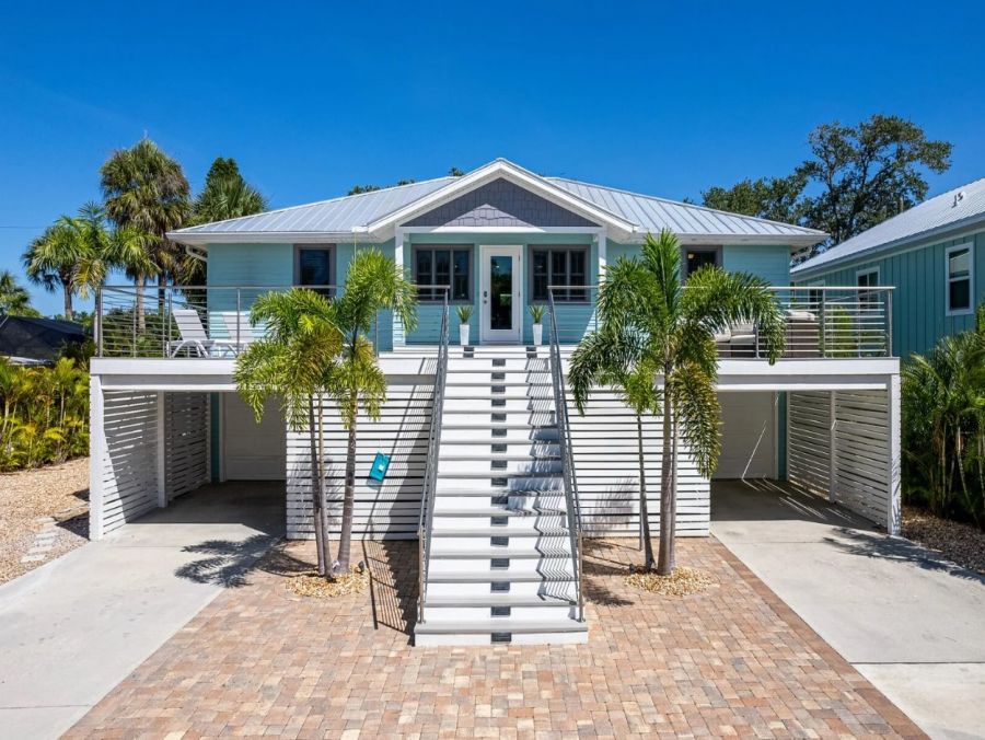 Fort Myers Beach Lovely Four Bedroom Vacation Home