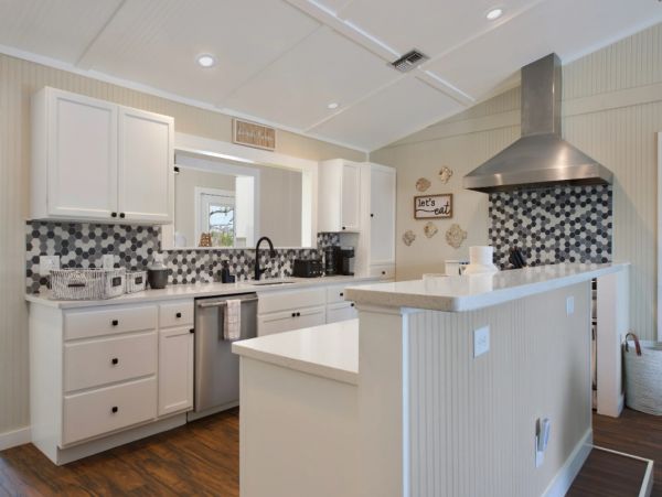 Fort Myers Beach Lovely Four Bedroom Vacation Home