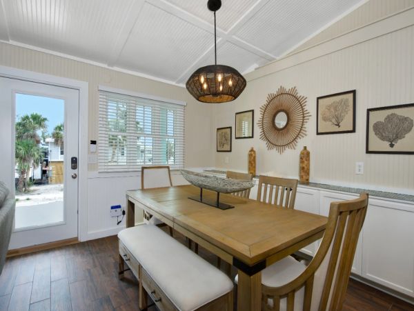 Fort Myers Beach Lovely Four Bedroom Vacation Home