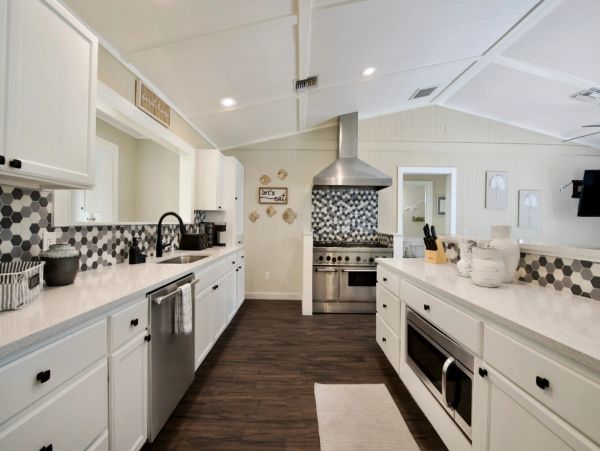 Fort Myers Beach Lovely Four Bedroom Vacation Home